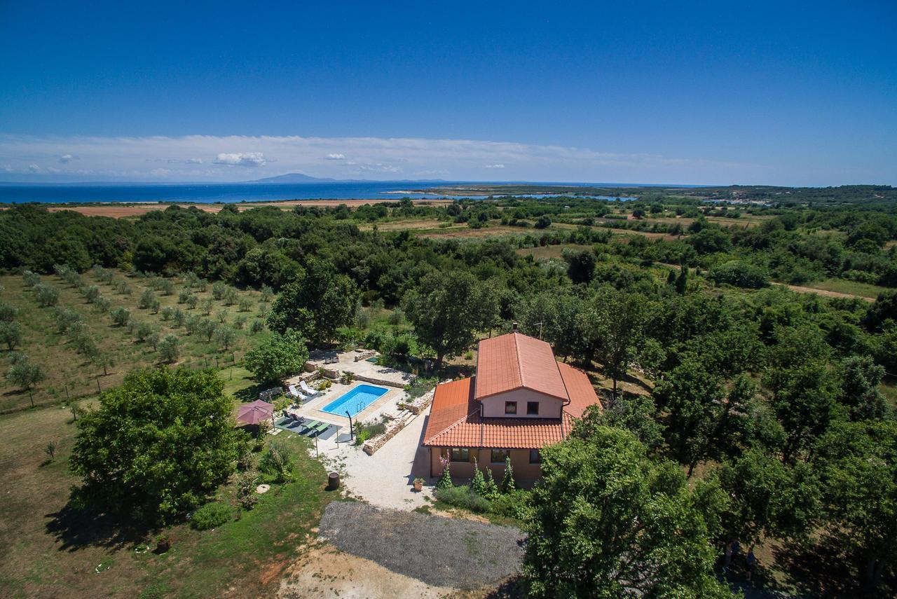 Beautiful Villa Palera With Private Pool Near Pula Ližnjan Eksteriør billede